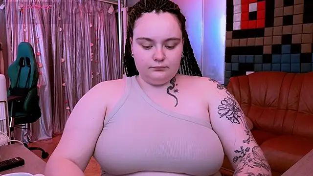 CatherineClaire Adlı Modelin Canlı XXX Sohbeti