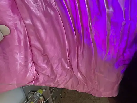 Onlypawzz 现场XXX聊天