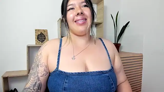 Chat XXX ao vivo de LinaBrowm