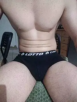 Chris210100 라이브 XXX 채팅