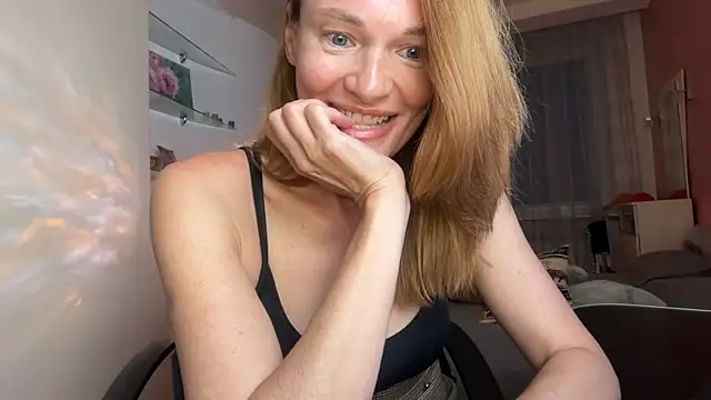 Онлайн чат XXX MistyBarnes