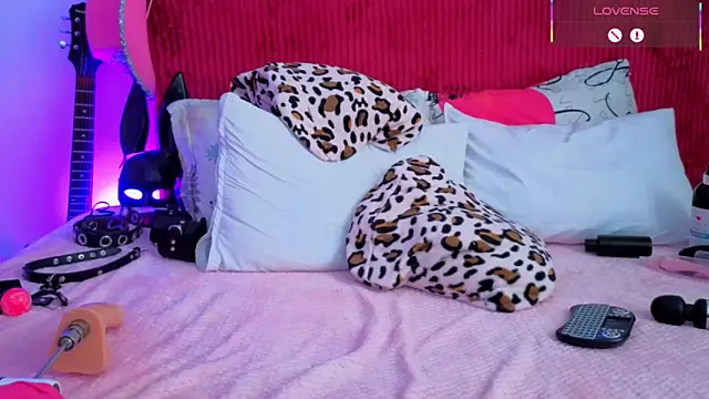 Miss_VeronicaW's Live XXX Chat