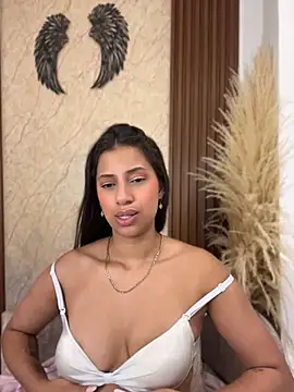 Atiena_ Chat XXX in diretta