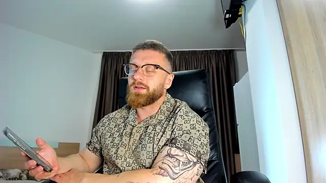 הופעת וובקאם של Findom_guy