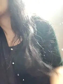 Kanika_76 Adlı Modelin Canlı XXX Sohbeti