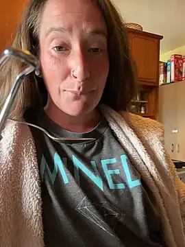 Mini_And_The_Bear Live XXX-Chat