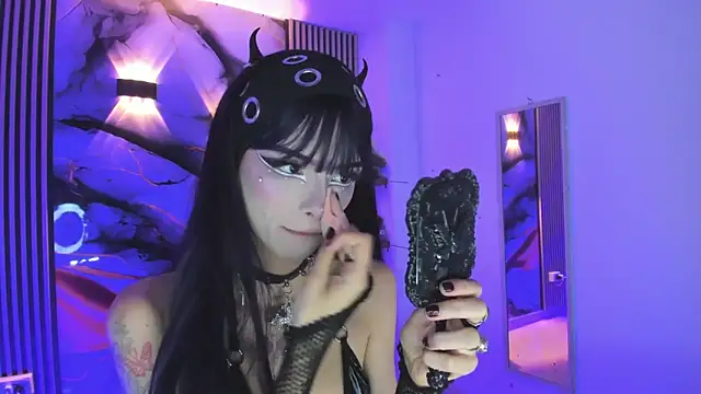 chloe_jacksonn Adlı Modelin Canlı XXX Sohbeti
