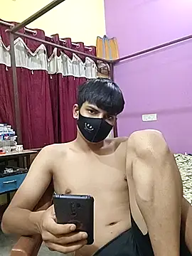Hard_Core_Fucker élő XXX-chatje