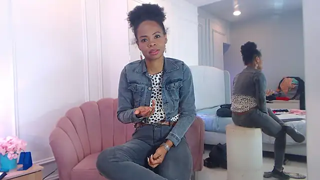 ChantalGarner Chat XXX in diretta