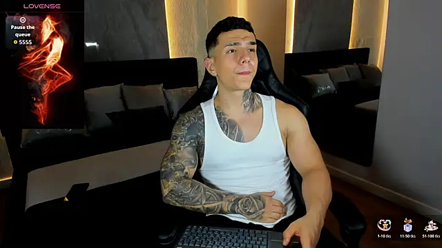 SalvatoreDmoren Live XXX chat
