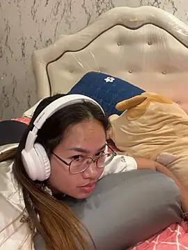Ponthip's Live XXX Chat