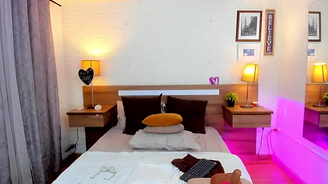 Chat +18 de JenniferAuriston ao vivo