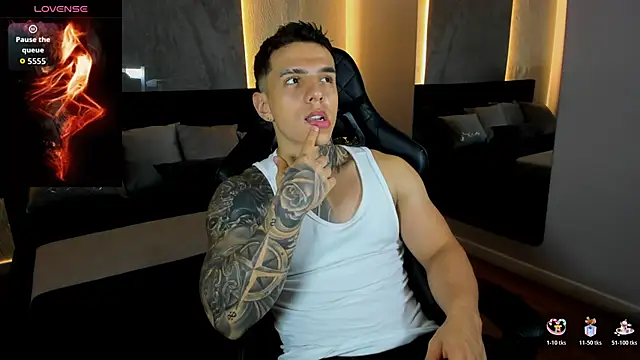 SalvatoreDmore Live XXX-Chat