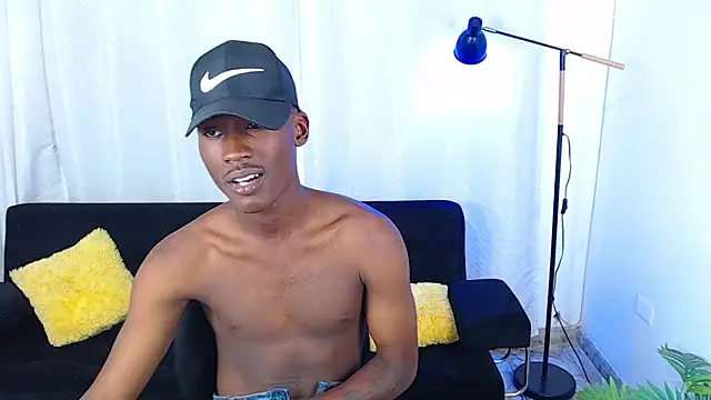 alexaandro18 Live XXX-chat