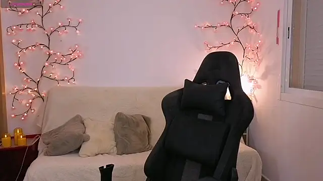 Karinchik_'s Live XXX Chat
