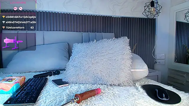 SHANONCLARK Adlı Modelin Canlı XXX Sohbeti