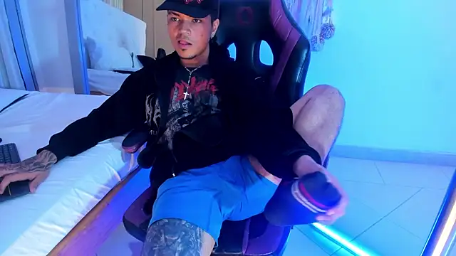 Chat XXX en directo de Briian__