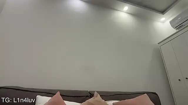 XXX chat uživo modela AIicaparkerc