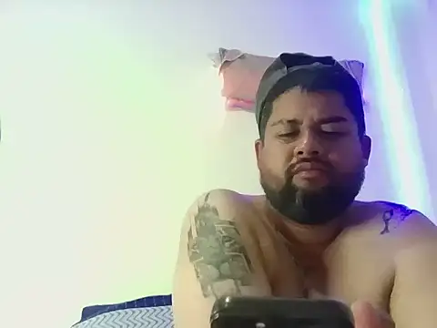 GABRIELGARCIA1313のライブXXXチャット