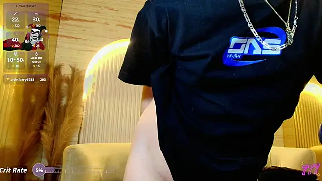 Moon_Red_r XXX чат на живо