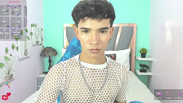 Zeus_Pire Chat XXX live