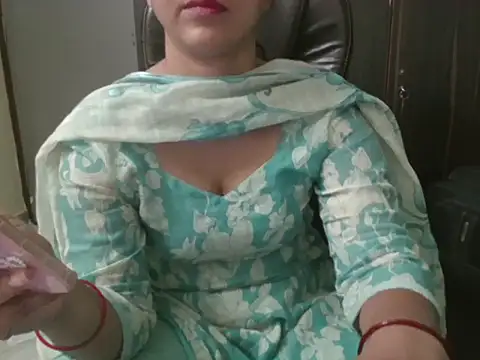 Adaa7 라이브 XXX 채팅