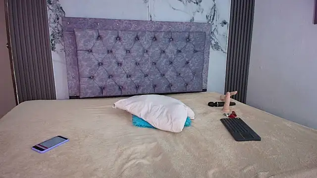 Kata_harrington – Naživo XXX chat