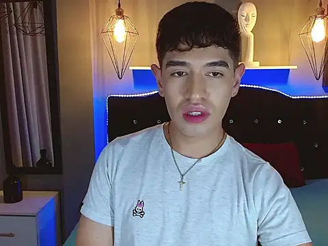 Chat +18 de stone_axel ao vivo