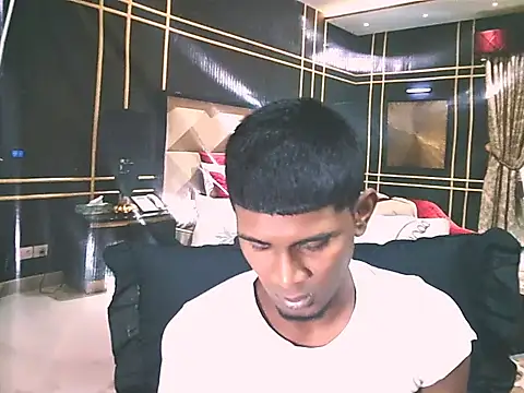 IndianThuggin Chat XXX live