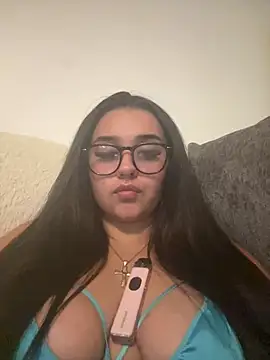 Chat XXX ao vivo de Wild_Busty_Niyah_XX
