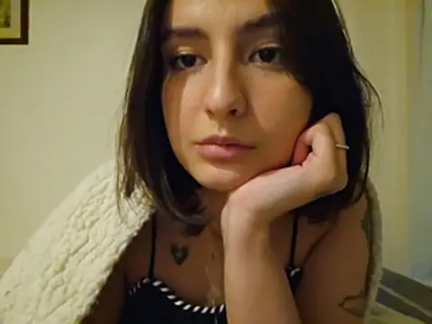Juh_castro Show in webcam
