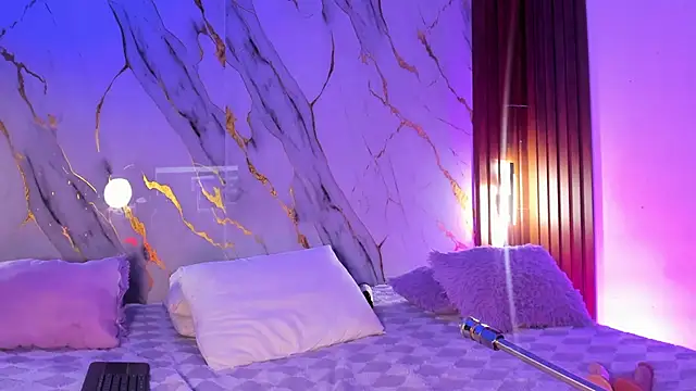 Emmiicute's Live XXX Chat