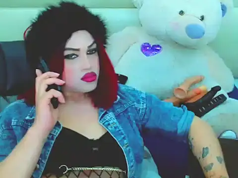 צ'אט XXX בשידור חי של NharaBigCock