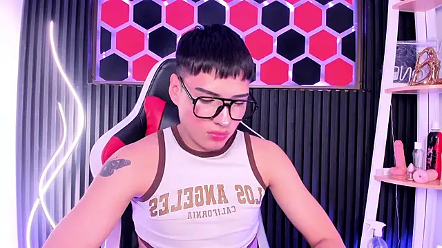 Connor_Kings Live XXX-Chat
