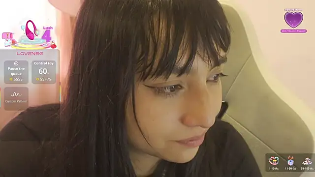 EmmitaGarcia's Live XXX Chat