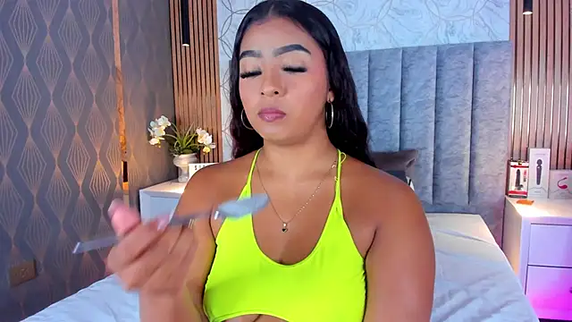 SofiiCruz's Live XXX Chat