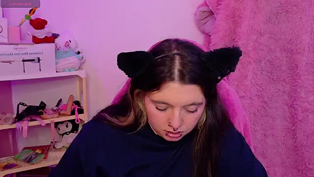 Chatroom XXX en direct de Sachi_Meow