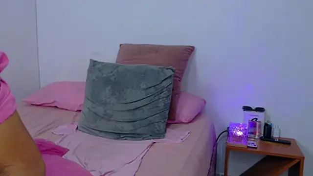Chat XXX ao vivo de skoook_gray_