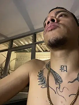 Chat XXX Live AlphaMasterXxx