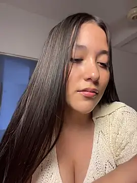 Chatroom XXX en direct de Nhefertary