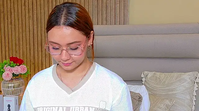 LondraBlush's Live XXX Chat