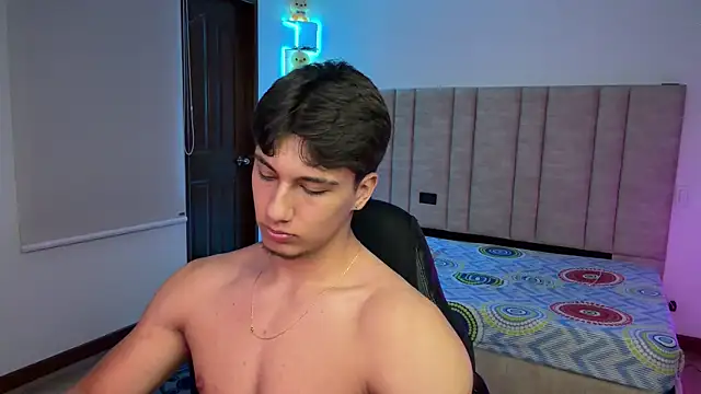 CHRIS_MORGAN1 Live XXX-chat