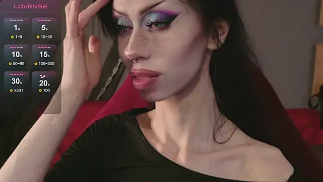 devvilss_toy's Live XXX Chat