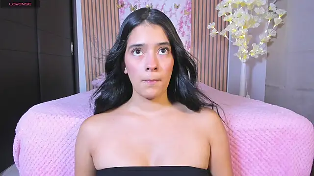 Chat +18 de Isaa-queen ao vivo