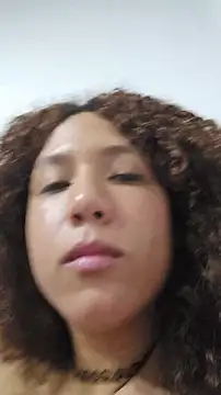lilith_isabella25's Live XXX Chat
