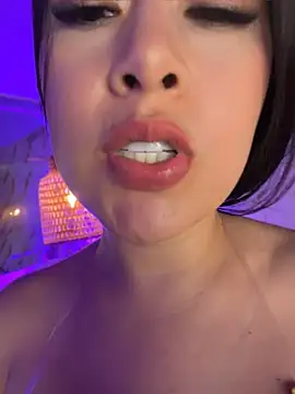 Chat XXX en directo de CristalLeyner