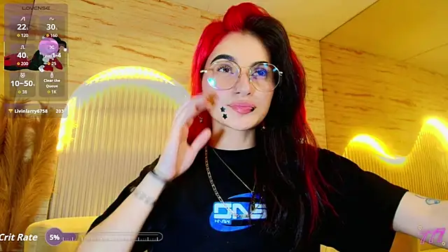 Moon_Red_r Live XXX-chat
