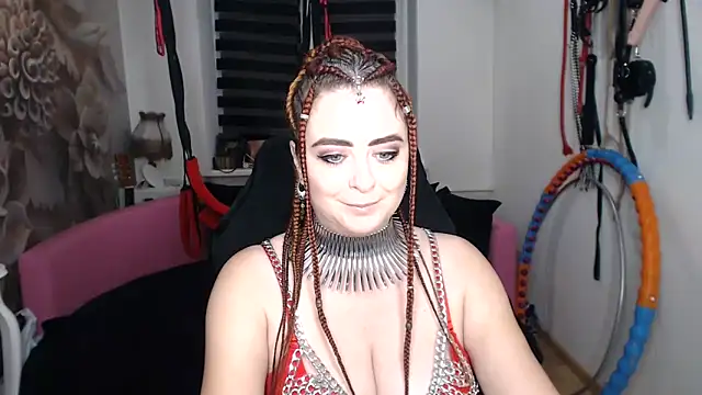 MISSwithDOLLS Adlı Modelin Canlı XXX Sohbeti