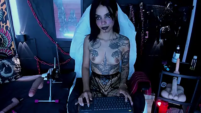 Czat XXX na żywo – Electra_Darkk
