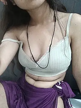 XXX chat uživo modela Tanu6868